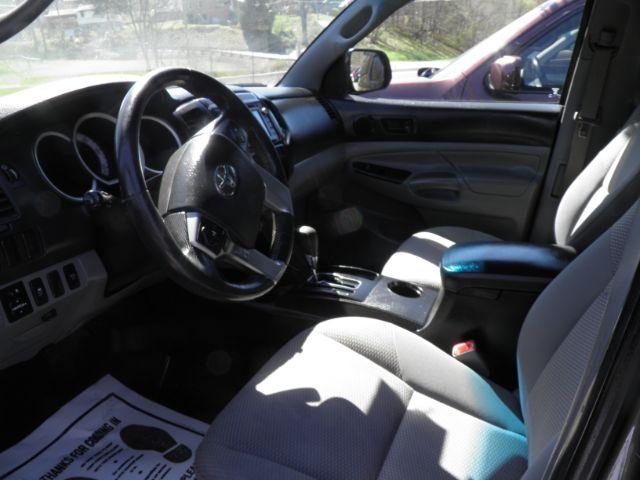 2015 GRAY Toyota Tacoma SR (5TFUX4EN1FX) with an 2.4L L4 engine, located at 19521 New George's Creek Rd SW, Barton, MD, 21521, (301) 463-2404, 39.524323, -79.017906 - Photo#2