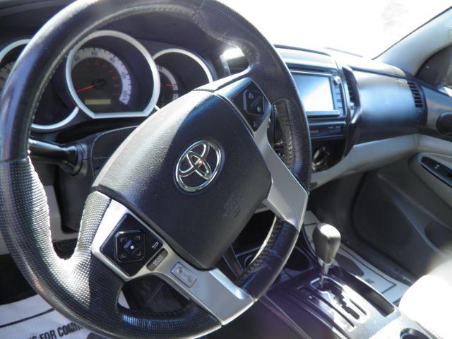 2015 GRAY Toyota Tacoma SR (5TFUX4EN1FX) with an 2.4L L4 engine, located at 19521 New George's Creek Rd SW, Barton, MD, 21521, (301) 463-2404, 39.524323, -79.017906 - Photo#3