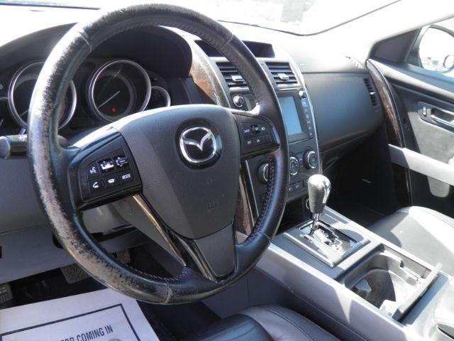2011 SILVER Mazda CX-9 Grand Touring AWD (JM3TB3DV1B0) with an 3.7L V6 engine, AT transmission, located at 15520 McMullen Hwy SW, Belair, MD, 21502, (301) 729-3700, 39.581375, -78.846451 - Photo#2