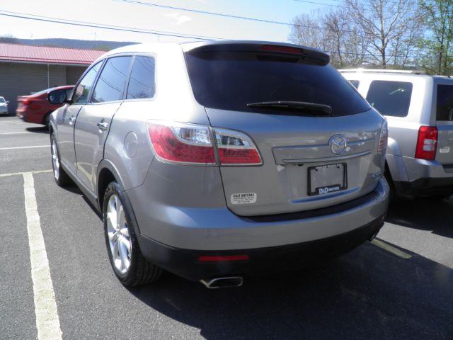 2011 SILVER Mazda CX-9 Grand Touring AWD (JM3TB3DV1B0) with an 3.7L V6 engine, AT transmission, located at 15520 McMullen Hwy SW, Belair, MD, 21502, (301) 729-3700, 39.581375, -78.846451 - Photo#6