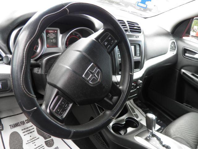 2015 GRAY Dodge Journey SXT (3C4PDCBB4FT) with an 2.4L L4 engine, CVT transmission, located at 19521 New George's Creek Rd SW, Barton, MD, 21521, (301) 463-2404, 39.524323, -79.017906 - Photo#2