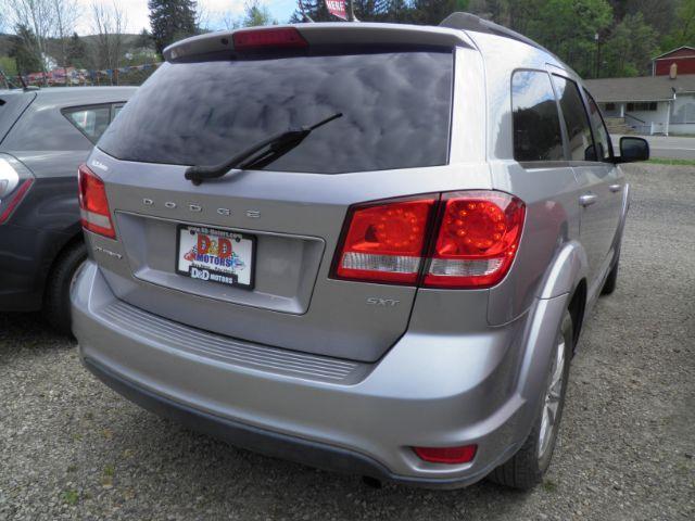 2015 GRAY Dodge Journey SXT (3C4PDCBB4FT) with an 2.4L L4 engine, CVT transmission, located at 19521 New George's Creek Rd SW, Barton, MD, 21521, (301) 463-2404, 39.524323, -79.017906 - Photo#6