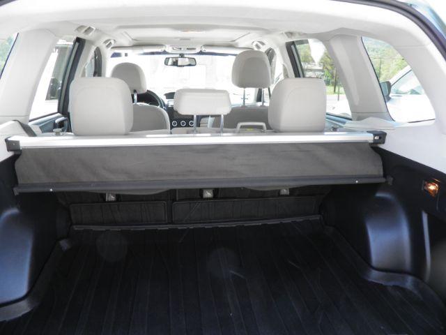 2015 GREEN Subaru Forester 2.5i Premium (JF2SJADC9FG) with an 2.5 L4 engine, CVT transmission, located at 15520 McMullen Hwy SW, Belair, MD, 21502, (301) 729-3700, 39.581375, -78.846451 - Photo#4
