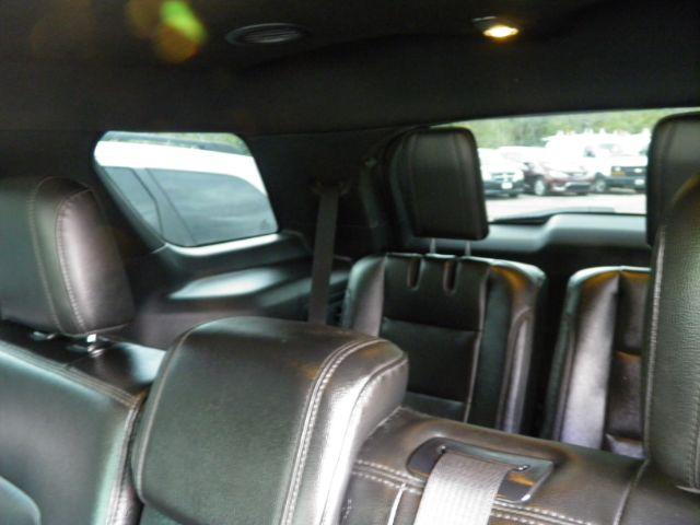 2016 SILVER Ford Explorer XLT 4WD (1FM5K8D88GG) with an 3.5L V6 engine, AT transmission, located at 19521 New George's Creek Rd SW, Barton, MD, 21521, (301) 463-2404, 39.524323, -79.017906 - Photo#5