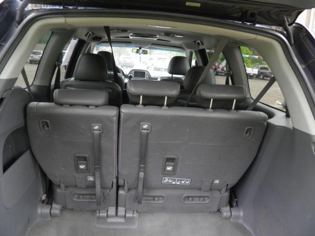 2007 BLUE Honda Odyssey EX-L w/ DVD (5FNRL38737B) with an 3.5L V6 engine, AT transmission, located at 19521 New George's Creek Rd SW, Barton, MD, 21521, (301) 463-2404, 39.524323, -79.017906 - Photo#4