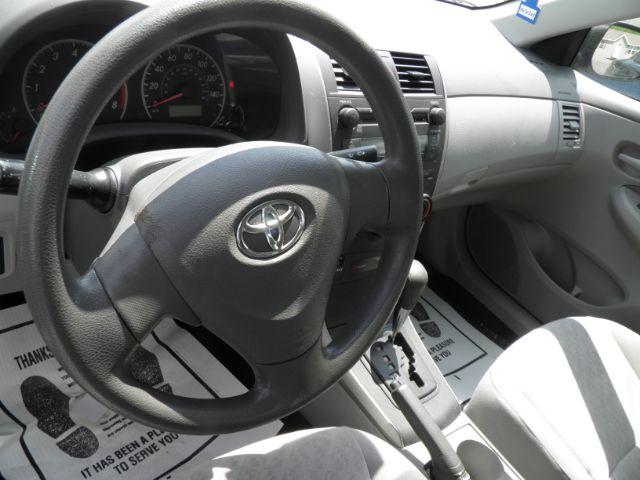 2009 SILVER Toyota Corolla LE | XLE | S (JTDBL40E699) with an 1.8L L4 engine, CVT transmission, located at 19521 New George's Creek Rd SW, Barton, MD, 21521, (301) 463-2404, 39.524323, -79.017906 - Photo#2