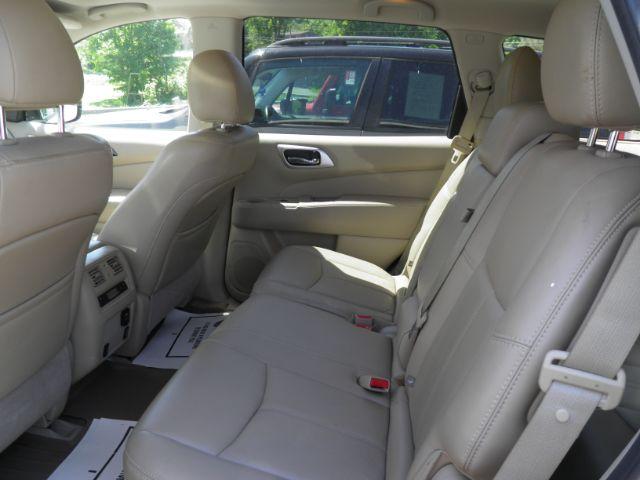 2014 WHITE Nissan Pathfinder SL (5N1AR2MMXEC) with an 3.5L V6 engine, located at 19521 New George's Creek Rd SW, Barton, MD, 21521, (301) 463-2404, 39.524323, -79.017906 - Photo#3