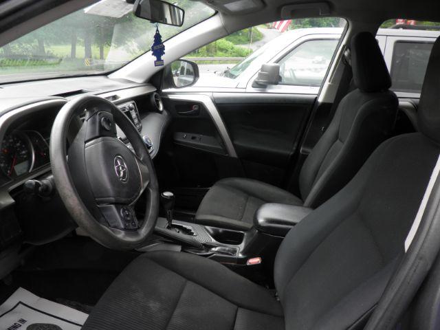 2015 GRAY Toyota RAV4 LE (2T3ZFREV2FW) with an 2.5l I4 engine, AT transmission, located at 19521 New George's Creek Rd SW, Barton, MD, 21521, (301) 463-2404, 39.524323, -79.017906 - Photo#1