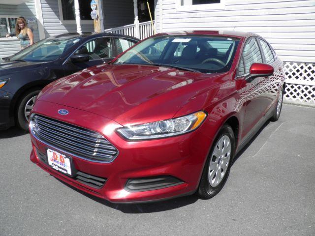 photo of 2014 Ford Fusion S