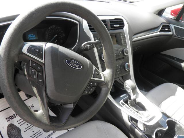 2014 RED Ford Fusion S (3FA6P0G75ER) with an 2.5 L4 engine, AT transmission, located at 15520 McMullen Hwy SW, Belair, MD, 21502, (301) 729-3700, 39.581375, -78.846451 - Photo#2