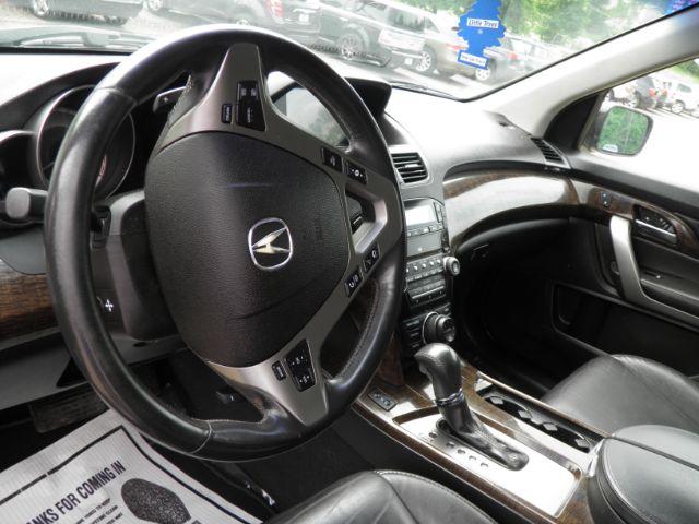 2013 BLACK Acura MDX Technology Package (2HNYD2H39DH) with an 3.7L V6 engine, AT transmission, located at 19521 New George's Creek Rd SW, Barton, MD, 21521, (301) 463-2404, 39.524323, -79.017906 - Photo#2
