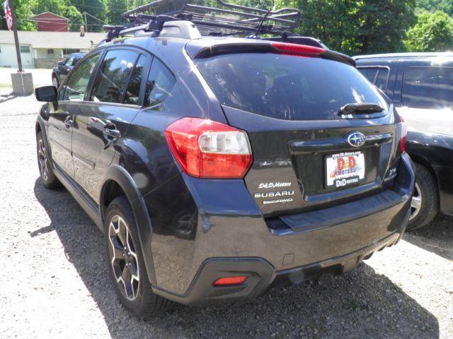 2015 GRAY Subaru XV Crosstrek 2.0i Limited (JF2GPAMC8F8) with an 2.4L L4 engine, CVT transmission, located at 19521 New George's Creek Rd SW, Barton, MD, 21521, (301) 463-2404, 39.524323, -79.017906 - Photo#5