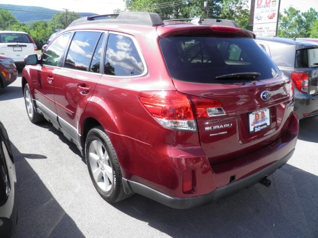 2014 RED Subaru Outback 2.5i Premium (4S4BRCEC0E3) with an 2.5 L4 engine, AT transmission, located at 15520 McMullen Hwy SW, Belair, MD, 21502, (301) 729-3700, 39.581375, -78.846451 - Photo#5