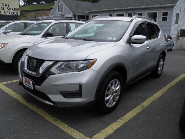 photo of 2018 Nissan Rogue SV