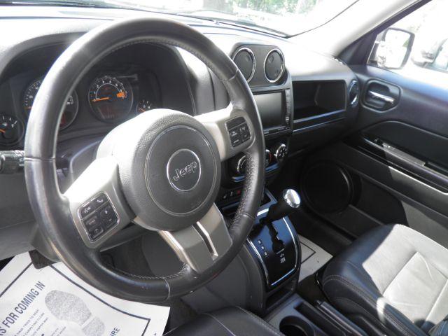 2016 GRAY Jeep Patriot Latitude 4WD (1C4NJRFB3GD) with an 2.4L L4 engine, AT transmission, located at 15520 McMullen Hwy SW, Belair, MD, 21502, (301) 729-3700, 39.581375, -78.846451 - Photo#2