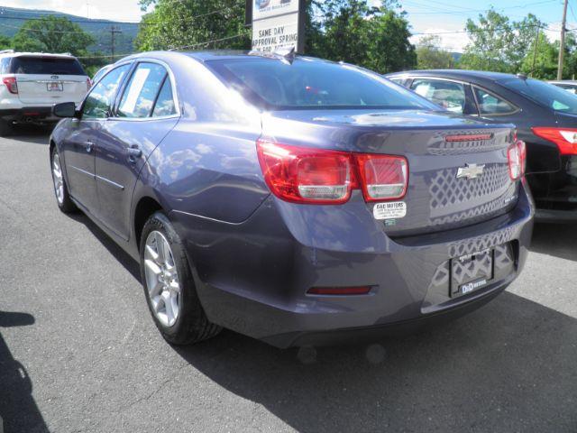 2015 BLUE Chevrolet Malibu 1LT (1G11C5SL2FF) with an 2.5 L4 engine, AT transmission, located at 15520 McMullen Hwy SW, Belair, MD, 21502, (301) 729-3700, 39.581375, -78.846451 - Photo#4