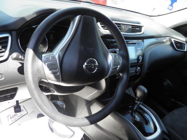 2016 GRAY Nissan Rogue S (KNMAT2MV9GP) with an 2.5 L4 engine, AT transmission, located at 19521 New George's Creek Rd SW, Barton, MD, 21521, (301) 463-2404, 39.524323, -79.017906 - Photo#2
