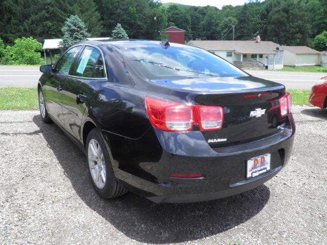 2013 BLACK Chevrolet Malibu 1LT (1G11C5SA7DF) with an 2.5 L4 engine, AT transmission, located at 19521 New George's Creek Rd SW, Barton, MD, 21521, (301) 463-2404, 39.524323, -79.017906 - Photo#4