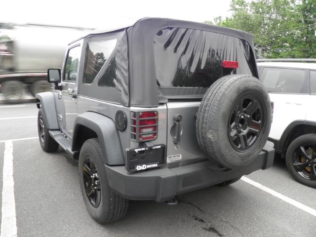 2014 SILVER Jeep Wrangler Sport (1C4AJWAG7EL) with an 3.6L V6 engine, AT transmission, located at 15520 McMullen Hwy SW, Belair, MD, 21502, (301) 729-3700, 39.581375, -78.846451 - Photo#5