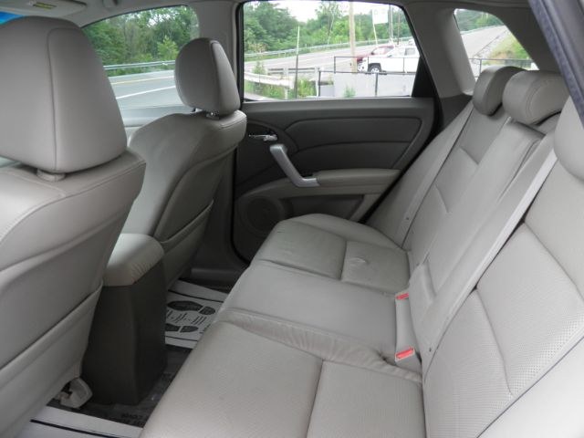 2009 SILVER Acura RDX TECH PKG (5J8TB18259A) with an 3.6L V6 engine, AT transmission, located at 15520 McMullen Hwy SW, Belair, MD, 21502, (301) 729-3700, 39.581375, -78.846451 - Photo#3