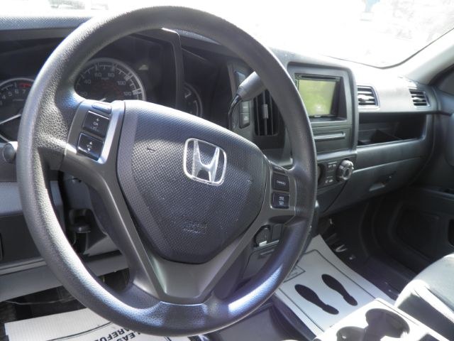2010 BLACK Honda Ridgeline RTS (5FPYK1F43AB) with an 3.5L V6 engine, AT transmission, located at 19521 New George's Creek Rd SW, Barton, MD, 21521, (301) 463-2404, 39.524323, -79.017906 - Photo#2