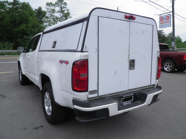 2017 WHITE Chevrolet Colorado WT (1GCHTBEA7H1) with an 2.5L I-4 gasoline direct injection engine, AT transmission, located at 15520 McMullen Hwy SW, Belair, MD, 21502, (301) 729-3700, 39.581375, -78.846451 - Photo#6