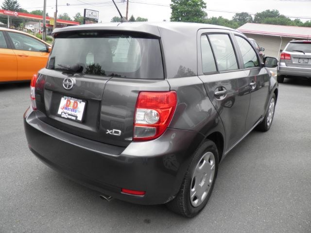 2012 GRAY Scion xD Release Series 4.0 (JTKKU4B42C1) with an 1.8L L4 engine, MAN transmission, located at 15520 McMullen Hwy SW, Belair, MD, 21502, (301) 729-3700, 39.581375, -78.846451 - Photo#5