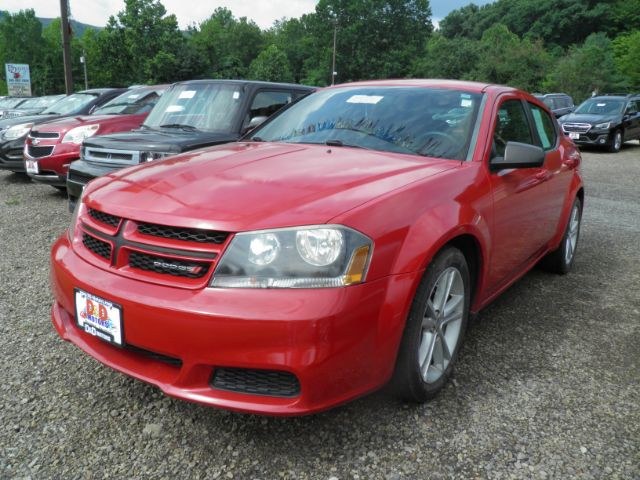 photo of 2014 Dodge Avenger SE