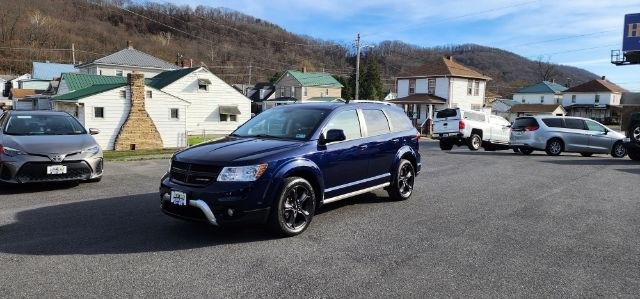 2018 BLUE /Black Dodge Journey Crossroad AWD (3C4PDDGG3JT) with an 3.6L V6 engine, AT transmission, located at 15520 McMullen Hwy SW, Belair, MD, 21502, (301) 729-3700, 39.581375, -78.846451 - Photo#2