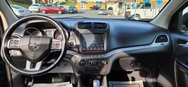 2018 BLUE /Black Dodge Journey Crossroad AWD (3C4PDDGG3JT) with an 3.6L V6 engine, AT transmission, located at 15520 McMullen Hwy SW, Belair, MD, 21502, (301) 729-3700, 39.581375, -78.846451 - Photo#6