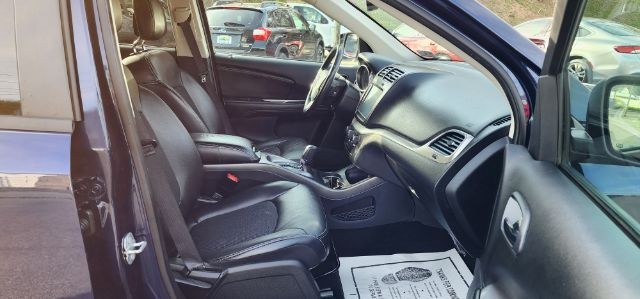 2018 BLUE /Black Dodge Journey Crossroad AWD (3C4PDDGG3JT) with an 3.6L V6 engine, AT transmission, located at 15520 McMullen Hwy SW, Belair, MD, 21502, (301) 729-3700, 39.581375, -78.846451 - Photo#16