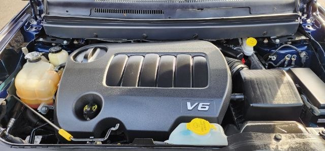 2018 BLUE /Black Dodge Journey Crossroad AWD (3C4PDDGG3JT) with an 3.6L V6 engine, AT transmission, located at 15520 McMullen Hwy SW, Belair, MD, 21502, (301) 729-3700, 39.581375, -78.846451 - Photo#17