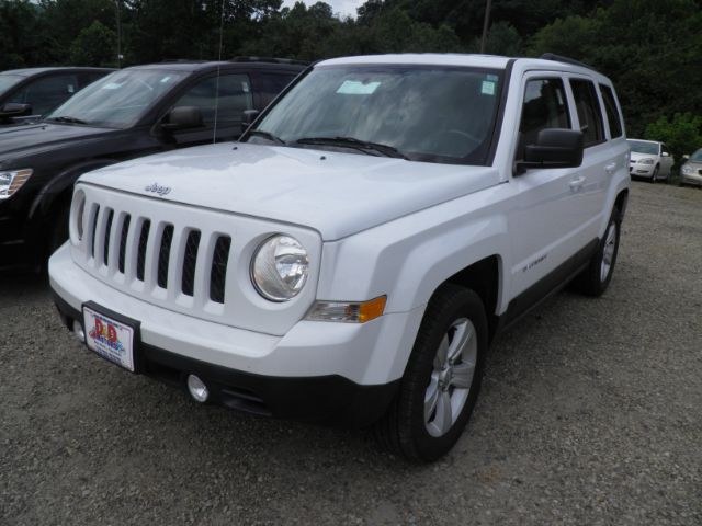 photo of 2016 Jeep Patriot Latitude