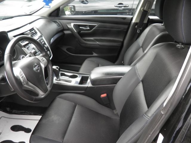 2018 BLACK Nissan Altima 2.5 SR (1N4AL3AP4JC) with an 2.5 L4 engine, CVT transmission, located at 19521 New George's Creek Rd SW, Barton, MD, 21521, (301) 463-2404, 39.524323, -79.017906 - Photo#1