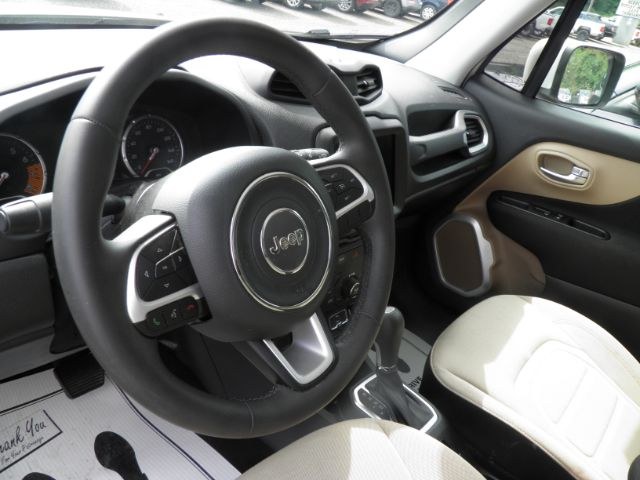 2020 WHITE Jeep Renegade Latitude 4x4 (ZACNJBBB4LP) with an 2.4L L4 engine, located at 19521 New George's Creek Rd SW, Barton, MD, 21521, (301) 463-2404, 39.524323, -79.017906 - Photo#2