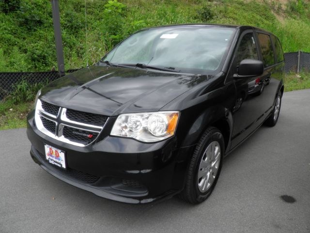 photo of 2018 Dodge Grand Caravan SE