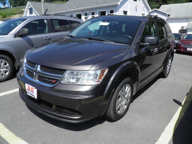 photo of 2016 Dodge Journey SE