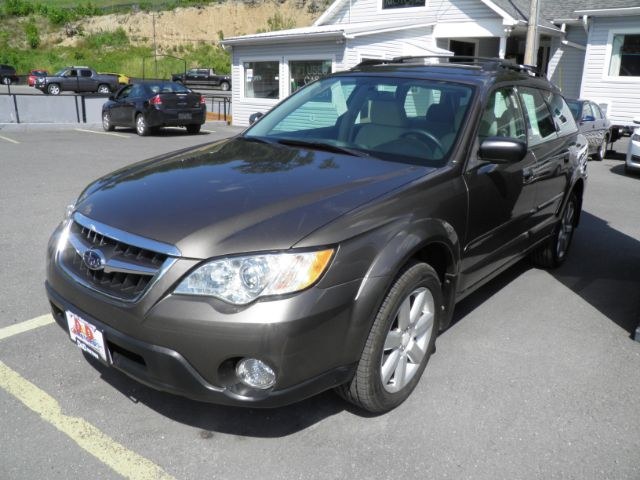 photo of 2009 Subaru Outback 2.5i