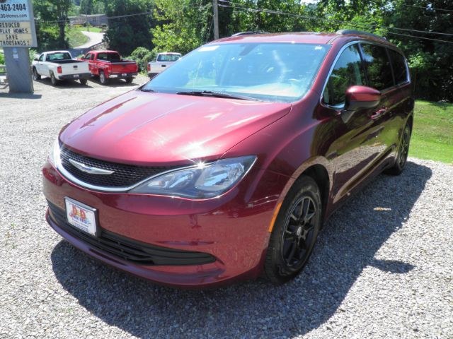 photo of 2020 Chrysler Voyager LXI