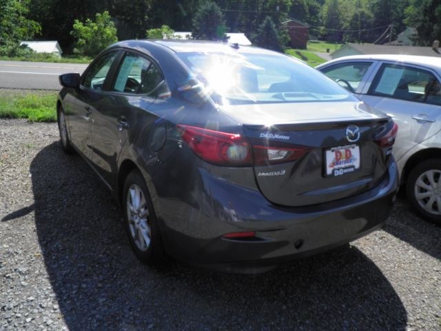 2016 GRAY Mazda Mazda3 i Touring (3MZBM1W75GM) with an 2.4L L4 engine, 6SP transmission, located at 19521 New George's Creek Rd SW, Barton, MD, 21521, (301) 463-2404, 39.524323, -79.017906 - Photo#4