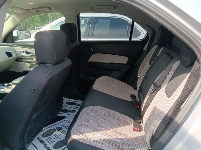2017 SILVER Chevrolet Equinox LT (2GNFLFEK5H6) with an 2.4L L4 engine, AT transmission, located at 19521 New George's Creek Rd SW, Barton, MD, 21521, (301) 463-2404, 39.524323, -79.017906 - Photo#2