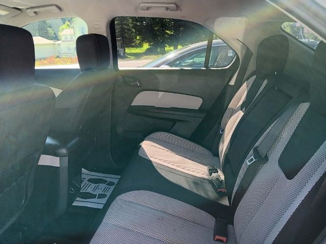 2017 SILVER Chevrolet Equinox LT (2GNFLFEK5H6) with an 2.4L L4 engine, AT transmission, located at 19521 New George's Creek Rd SW, Barton, MD, 21521, (301) 463-2404, 39.524323, -79.017906 - Photo#2