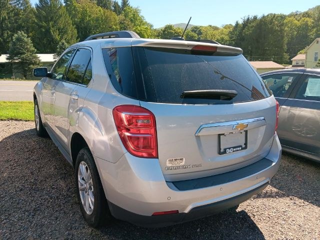 2017 SILVER Chevrolet Equinox LT (2GNFLFEK5H6) with an 2.4L L4 engine, AT transmission, located at 19521 New George's Creek Rd SW, Barton, MD, 21521, (301) 463-2404, 39.524323, -79.017906 - Photo#4