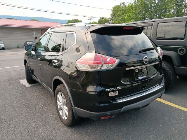 2016 BLACK Nissan Rogue SV (KNMAT2MVXGP) with an 2.5 L4 engine, AT transmission, located at 15520 McMullen Hwy SW, Belair, MD, 21502, (301) 729-3700, 39.581375, -78.846451 - Photo#4