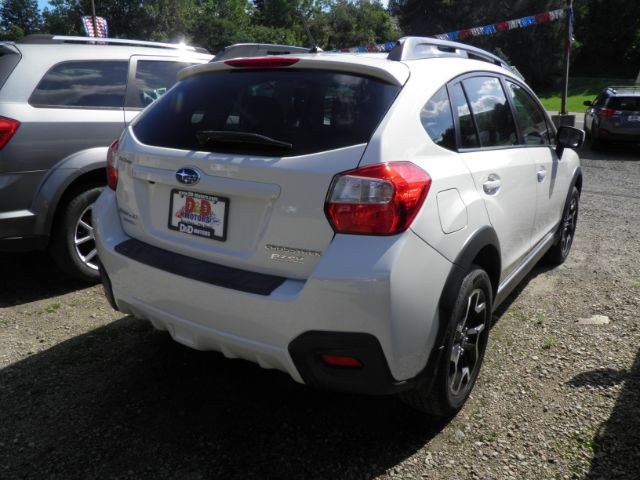 2016 WHITE Subaru Crosstrek 2.0i Premium (JF2GPABC0G8) with an 2.4L L4 engine, CVT transmission, located at 19521 New George's Creek Rd SW, Barton, MD, 21521, (301) 463-2404, 39.524323, -79.017906 - Photo#5