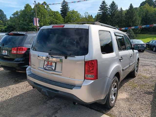 2014 SILVER Honda Pilot LX (5FNYF4H26EB) with an 3.5L V6 engine, located at 19521 New George's Creek Rd SW, Barton, MD, 21521, (301) 463-2404, 39.524323, -79.017906 - Photo#5