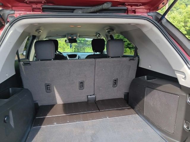 2015 RED Chevrolet Equinox LT (2GNFLFEK1F6) with an 3.6L V6 engine, AT transmission, located at 19521 New George's Creek Rd SW, Barton, MD, 21521, (301) 463-2404, 39.524323, -79.017906 - Photo#2