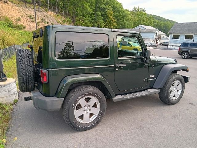 2011 GREEN Jeep Wrangler Sahara (1J4AA5D10BL) with an 3.8 V6 engine, AT transmission, located at 15520 McMullen Hwy SW, Belair, MD, 21502, (301) 729-3700, 39.581375, -78.846451 - Photo#4