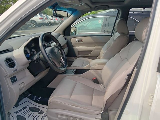 2012 WHITE Honda Pilot Touring (5FNYF4H97CB) with an 3.5L V6 engine, located at 15520 McMullen Hwy SW, Belair, MD, 21502, (301) 729-3700, 39.581375, -78.846451 - Photo#1