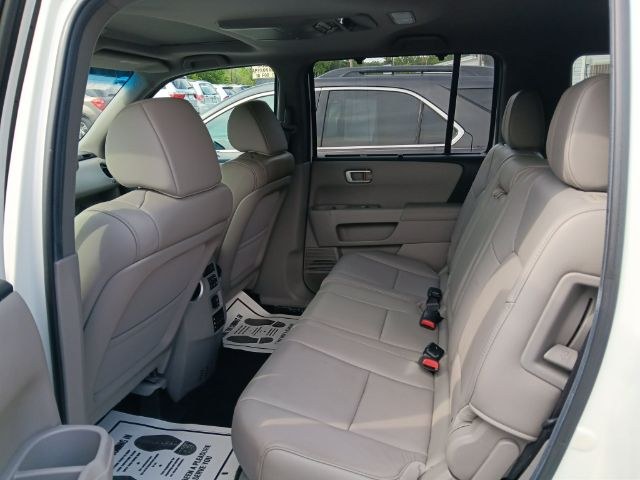 2012 WHITE Honda Pilot Touring (5FNYF4H97CB) with an 3.5L V6 engine, located at 15520 McMullen Hwy SW, Belair, MD, 21502, (301) 729-3700, 39.581375, -78.846451 - Photo#2